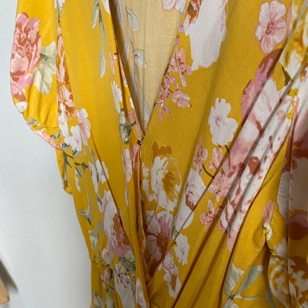 Harve Benard Yellow Floral Blouse - Picture 8 of 12